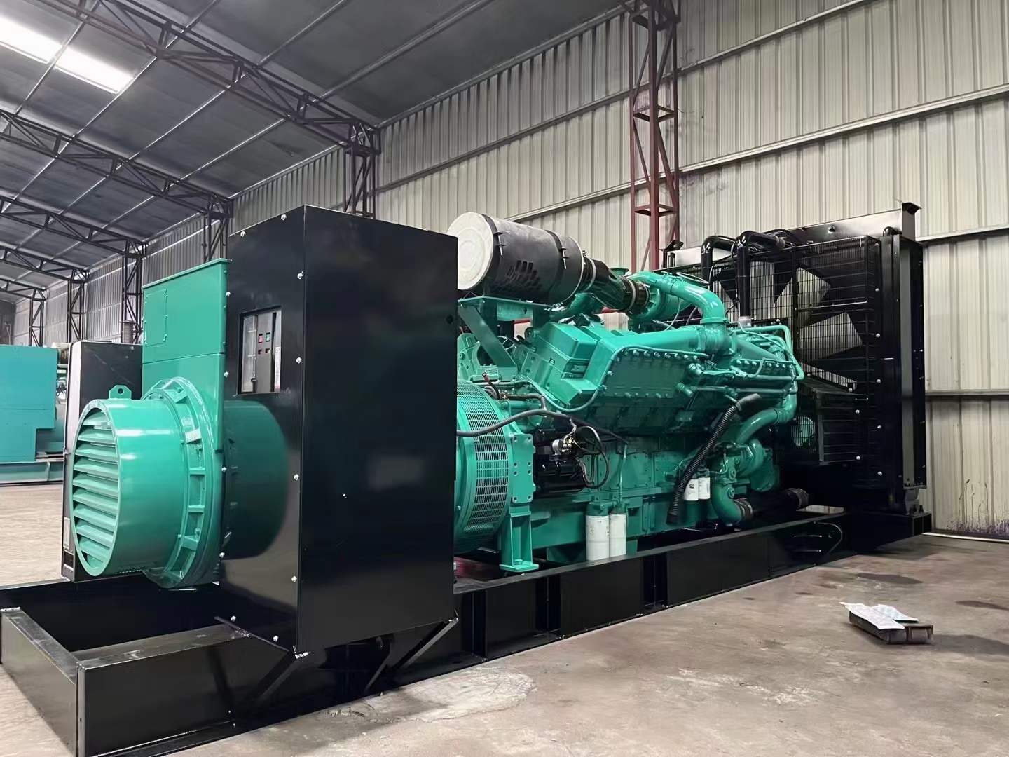 曲水如何降低 800kW 柴油发电机输出电流的波动？