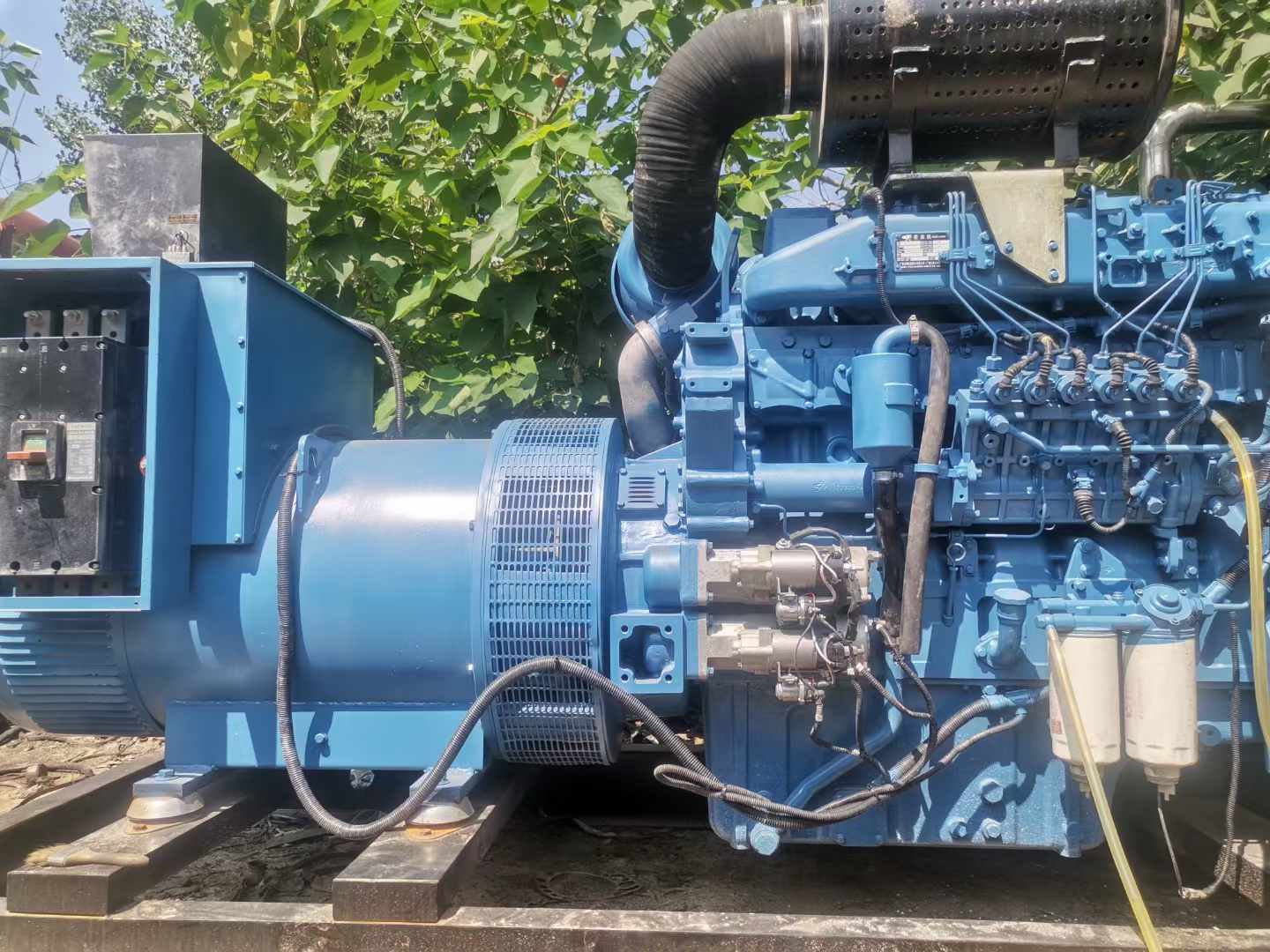 曲水详细说明降低 800kW 柴油发电机输出电流波动的方法